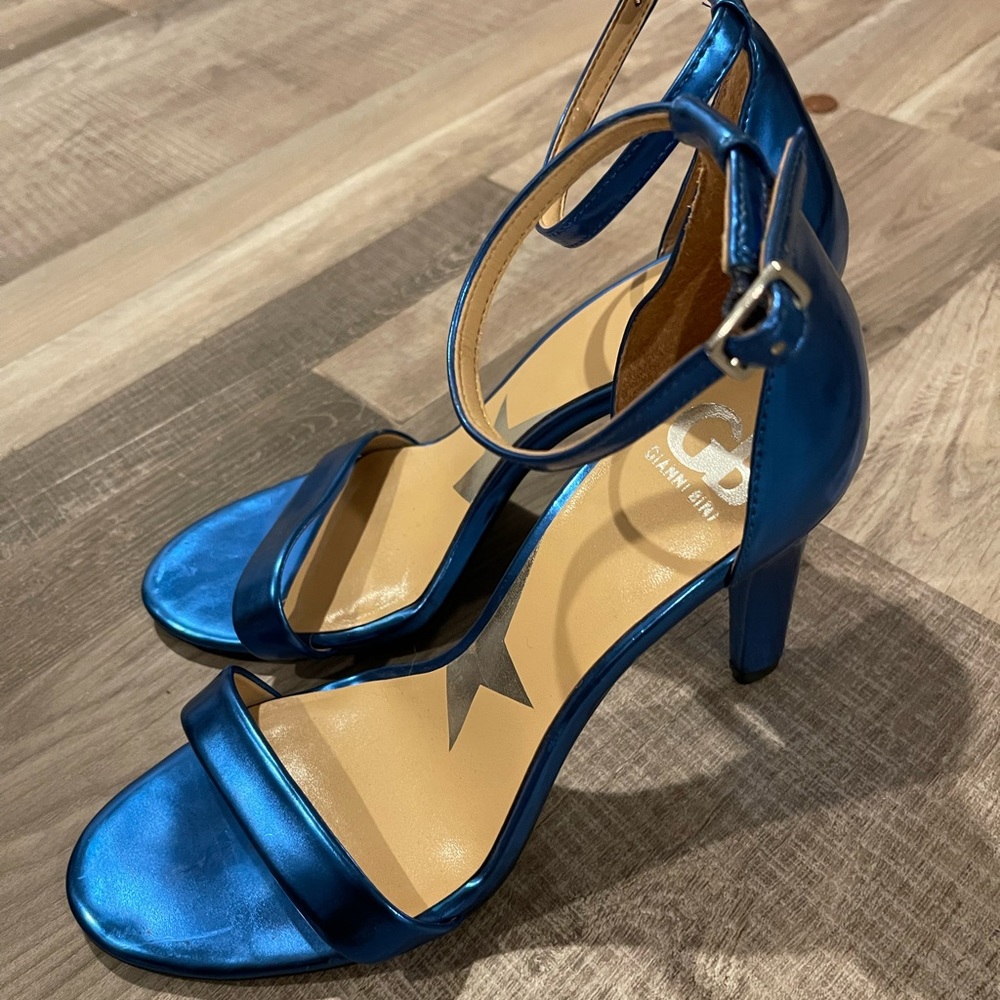 Blue Gianni Heels Size 9